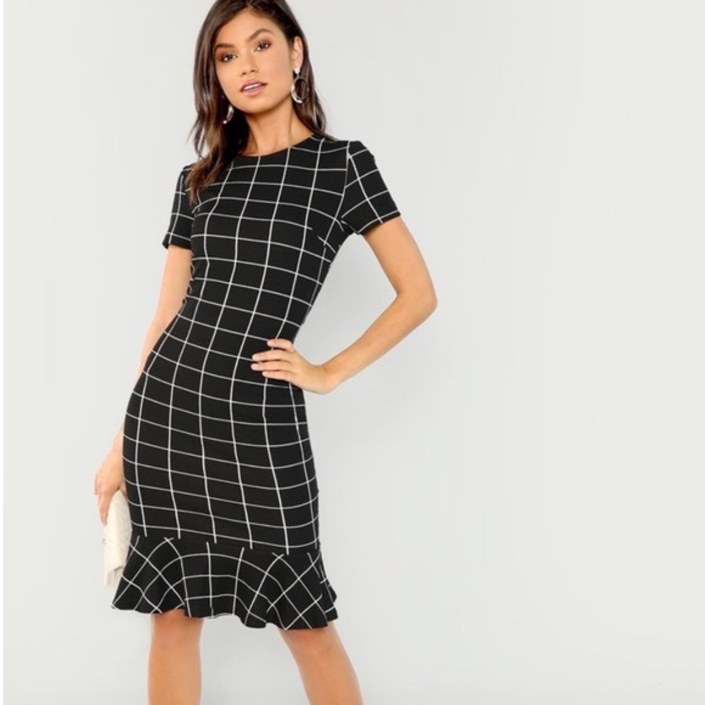 SHEIN | Black & White Mermaid Hem Midi Dress